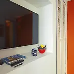 Lez Lezards Bed & Breakfast